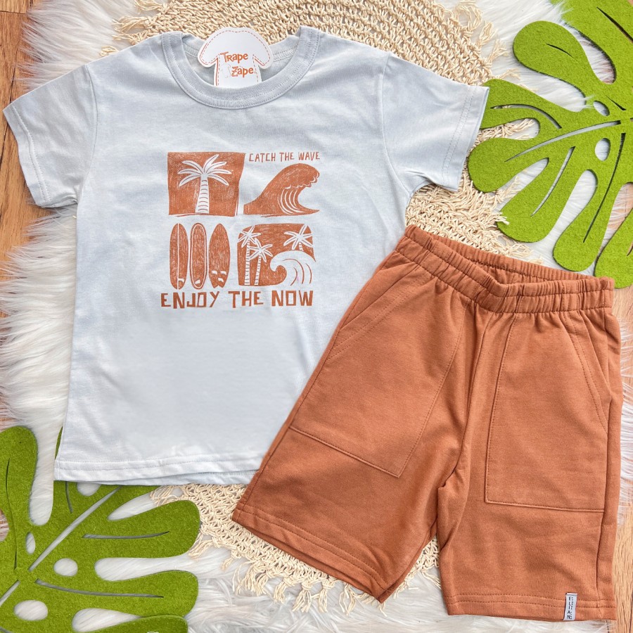 Conj. Camiseta Catch the Wave e Bermuda - Cinza e Ferrugem